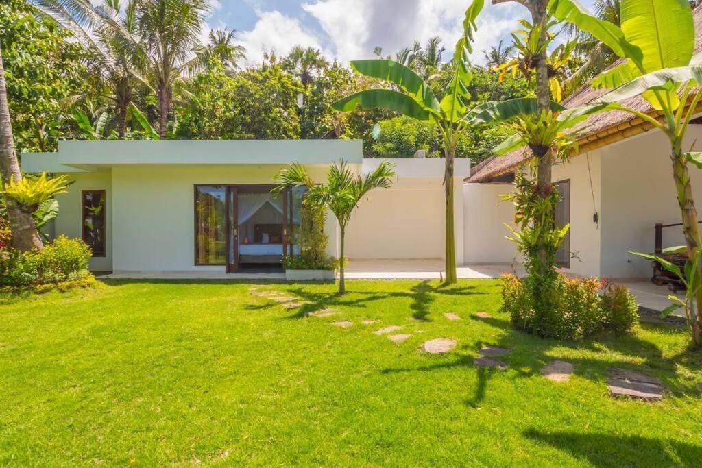 Villa Hidden Pearl, With Private Cook And Pool การางาเซ็ม ภายนอก รูปภาพ